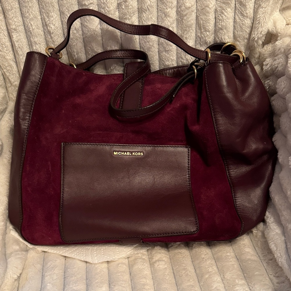 Michael Kors Elegant Burgundy Leather and Suede Women's Bag - Picture 4 of 15